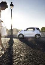 Toyota iQ 2008 года